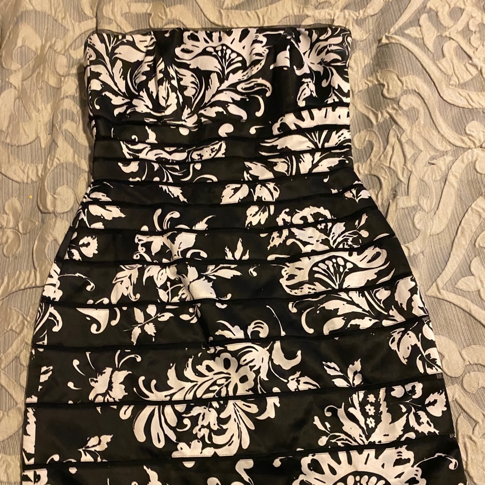 White House black market knee length evening dress.